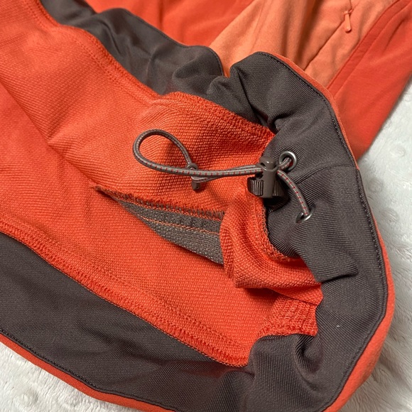 The North Face Women’s Jacket (Large) - Picture 9 of 13